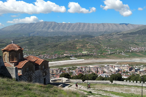 Depuis Tirana ou Durres : Berat en une excursion d&#039;une journée