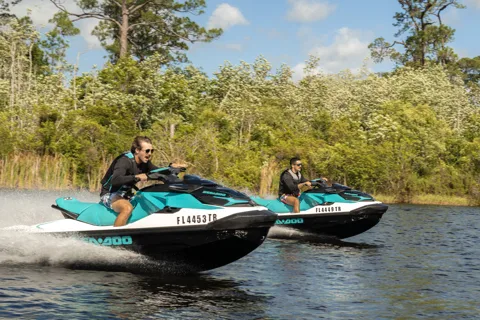 Orlando: Aluguel de jet ski com instruções e colete salva-vidas