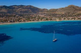 Palermo: Bootstour nach Mondello und Isola delle Femmine mit Getränk