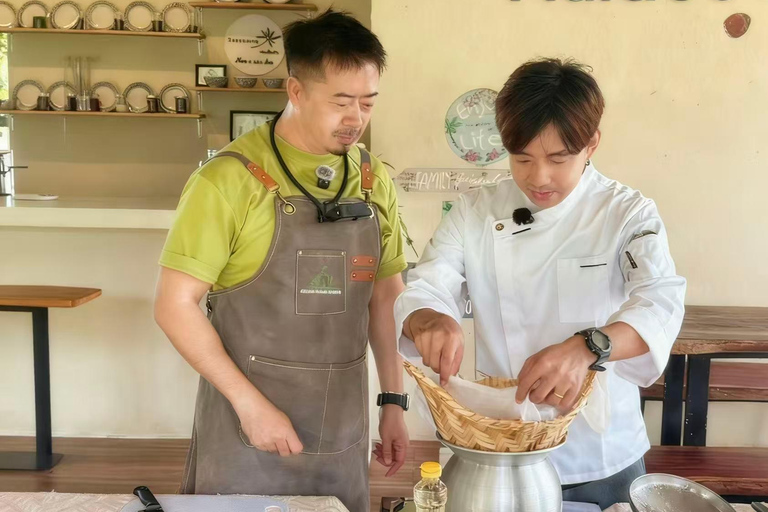 Phuket: Naidee Thai Cooking Class with Chef Ern With Hotel Pickup