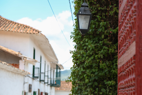 Santa Fe de Antioquia: Colonial Town, Puente de Occidente & Lunch