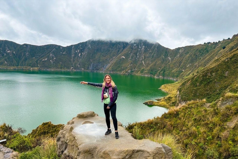 Quilotoa Volcano: Crater and Emerald-Turquoise Lagoon Quilotoa Volcano: Crater and Emerald Turquoise Lagoon