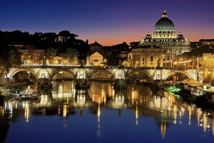 Rom bei Nacht: Geführte Tour mit Minibus