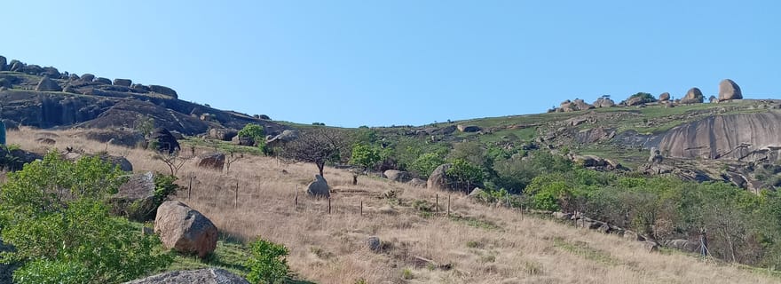 Mbabane: Sibebe Rock Guided Hike with Scenic Views