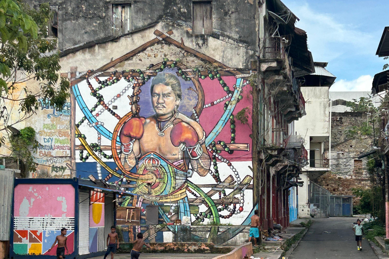 Panama City: Street Art & Stories with local guide