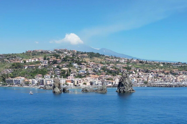 Catania: Sunset Boat Excursion to Acitrezza + Dolphin Watching