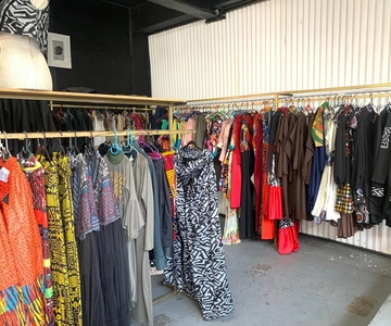 Johannesburg: Full-Day Shopping Tour with African Garments
