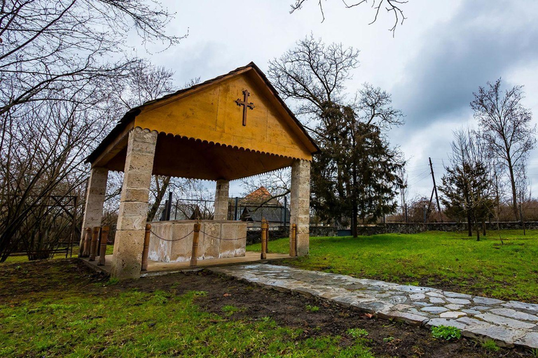 Baku to Gabala: Nij Village Guided Tour, Udi Church Visit