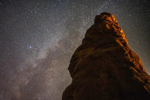 AlUla: Stargazing dinner at the Al-Gharamil Reserve Tour Individual experience (one person)