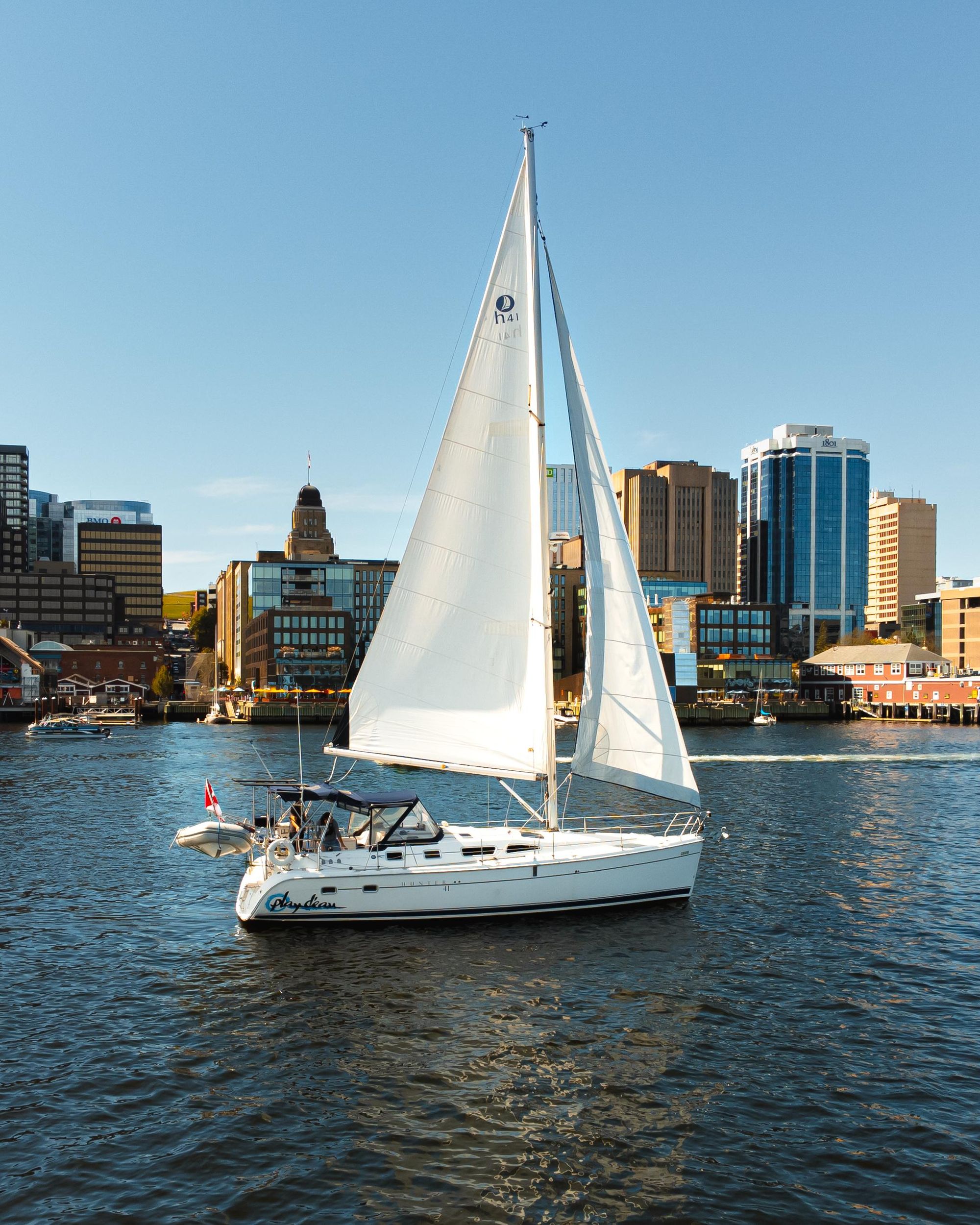 Halifax: Private Segelcharter