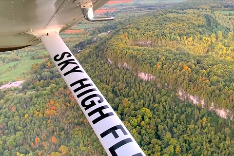 Burlington: experiência de voo panorâmico na costa do Lago OntárioBurlington: experiência de voo panorâmico pela costa do Lago Ontário