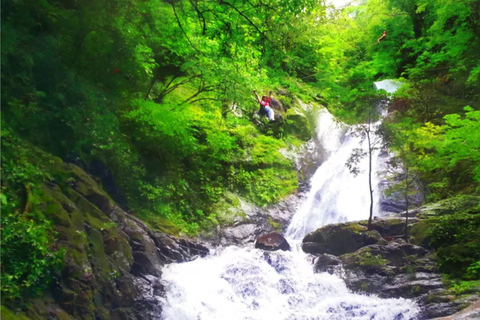 From San José: 11 Waterfalls Zipline Adventure