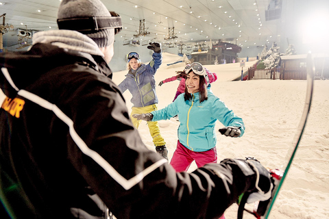 Dubai: Sesión en pista de 2 horas o de un día entero en Ski DubaiSesión de esquí en pista de día completo