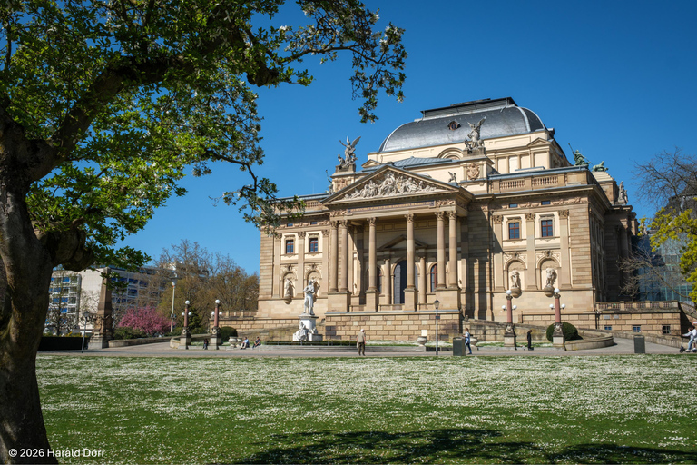 Wiesbaden Downtown: a walking tour about love for and in Wiesbaden