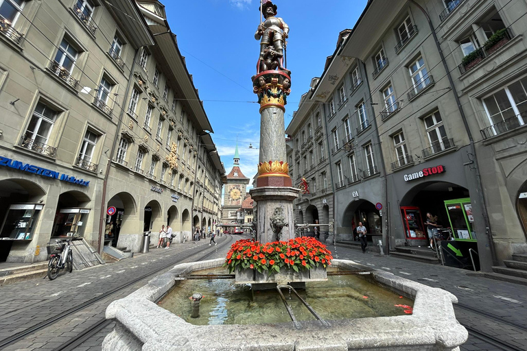 Bern: Must-See 2-Hour Walking Tour with a Local Guide Must-see Bern: 2 hour Guided Walking Tour (SPANISH)