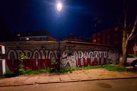 Gdańsk: Wrzeszcz and Shipyard District Private Bike Tour Golden Hour Ride – Gdańsk on evening mood Photo Stops