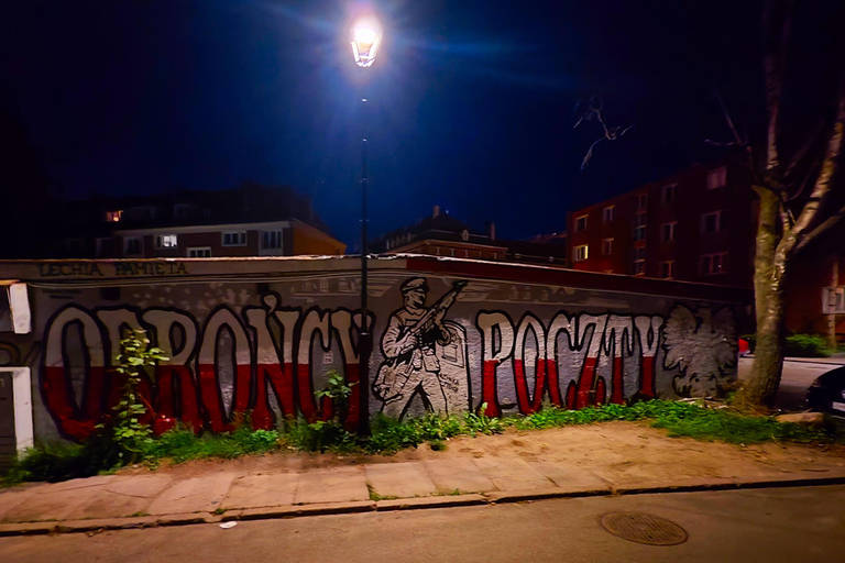 Gdańsk: Wrzeszcz and Shipyard District Private Bike Tour Golden Hour Ride – Gdańsk on evening mood Photo Stops