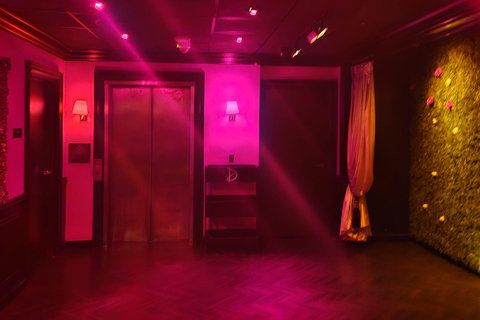 Las Vegas: Night Out at Clubs with Free Drinks and Party Bus Latin Club Crawl