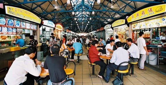 Singapore: Heritage Tour with Food Tasting & 2 Light Shows
