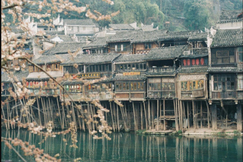 5 Days 4 Nights In-depth Group Tour in Zhangjiajie