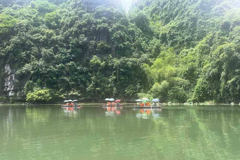 HOA LU - BAI DINH - TRANG AN - MUA-GROTTAN FRÅN NINH BINH