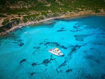 Limassol: Aphrodite Baths & Blue Lagoon Bus & Boat Day Tour