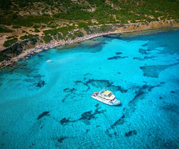 Limassol : Visite en bus et en bateau des bains d'Aphrodite et du Lagon Bleu