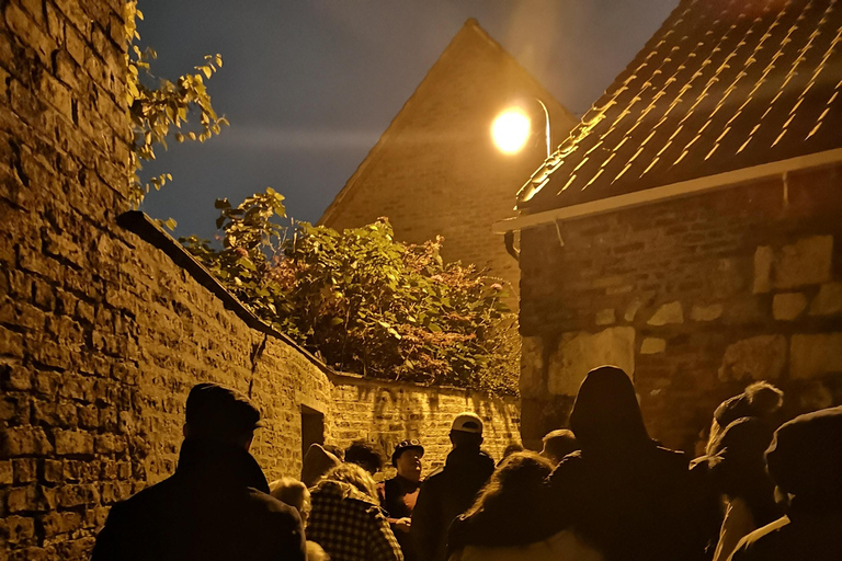 Ombre di York: Passeggiate fantasma e storia orribile.Ombre di York: Passeggiata fantasma e storia orribile.