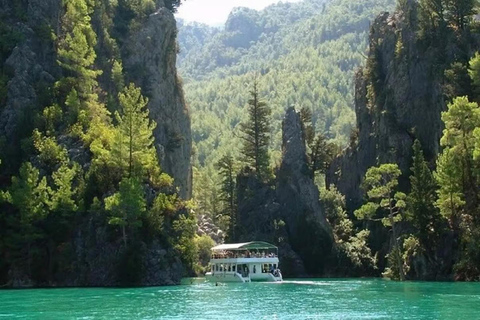 Side: Green Canyon Cruise with VIP Tour Option Side: Green Canyon Cruise with Private VIP Transfer