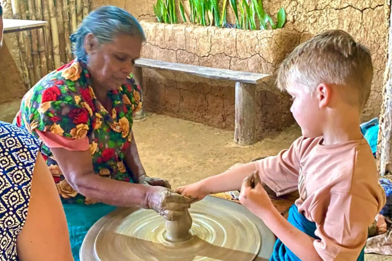 Ella Pottery Workshop, Natural Pools & Kubalwela Asapu Tour