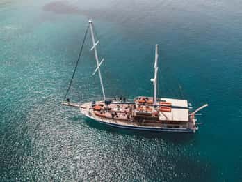 Athens: Cruise to Agistri, Moni & Aegina with Lunch & Drinks