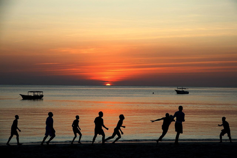 Sansibar: Stone Town &amp; Prison Island, Blaue Safari, Sonnenuntergang im Norden