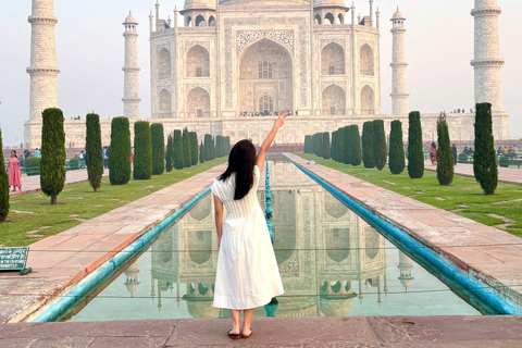 From Delhi: 6-Day Golden Triangle Tour with Ranthambore Tour with 4-Star Accommodation