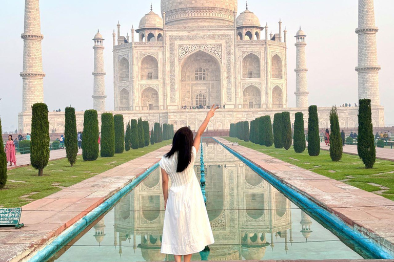 From Delhi: 6-Day Golden Triangle Tour with Ranthambore Tour with 4-Star Accommodation