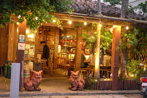 Excursão a Naha Bar Hopping em Okinawa