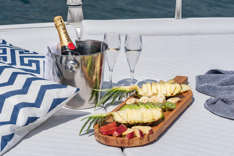 Corfu: Paxos Sea Caves & Antipaxos Private Yacht Cruise Oaseas - Compact Yacht, Up to 5 Guests