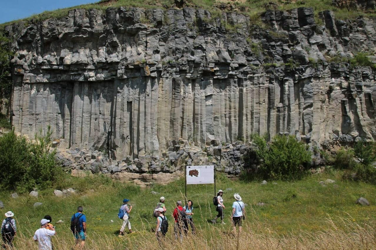 Brașov: Racoș Country Day Trip with Snacks and Wi-Fi