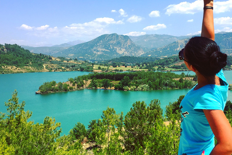 Lado: Tour en barco por el Cañón Verde con Viaje a la Naturaleza con