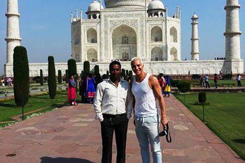 Agra: Skip-the-Line Taj Mahal & Agra Fort Private TourAgra: Taj Mahal & Agra Fort Private Tour ohne Anstehen