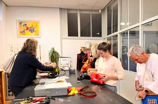Amsterdam: Leder-Taschen-Workshop – Gestalte deine eigene Tasche, 2 Stunden