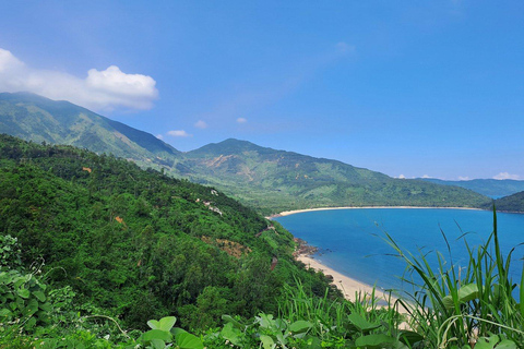 Hoi An: Jeeptur Hoi An till Hue &amp; Hai Van Pass med lunch