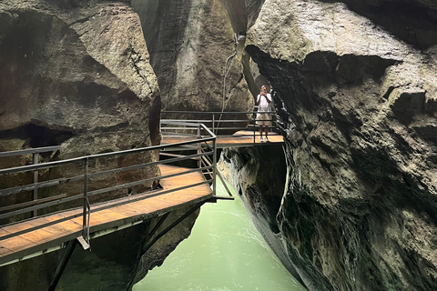 Pilatus, Aareschlucht en St. Beatusgrotten: tour vanuit Bazel