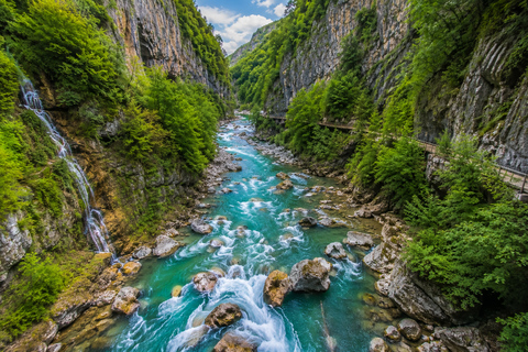From Tbilisi: Dashbashi Canyon Tour with Diamond Bridge
