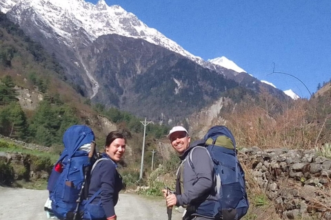 Katmandou : 11 jours de randonnée sur le circuit de l'Annapurna via le lac TilichoKatmandou : 11 jours de circuit de l'Annapurna via Tilicho (forfait complet)