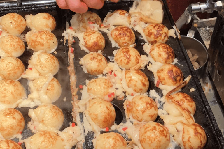 Osaka: All-Inclusive Local Eats & Backstreets Food Tour