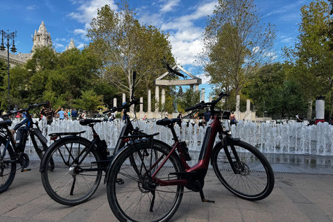 Budapest: Complete E-Bike Tour of Buda & Pest Highlights