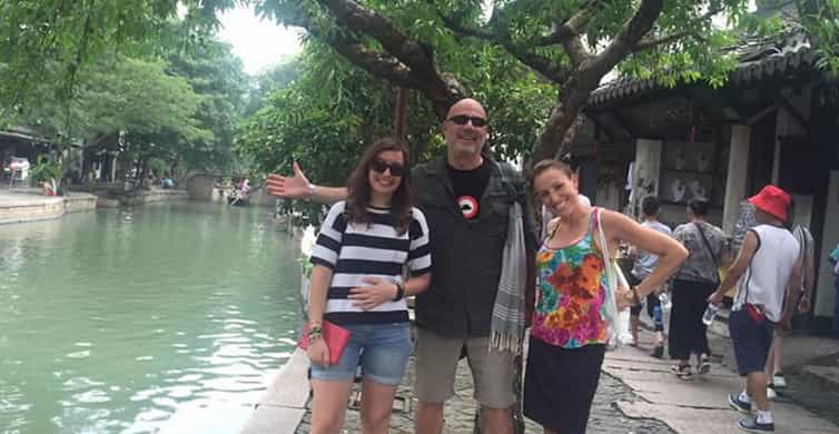 Yu Garden, Old Street, Bund & Zhujiajiao Water Town Bus Tour photo 3