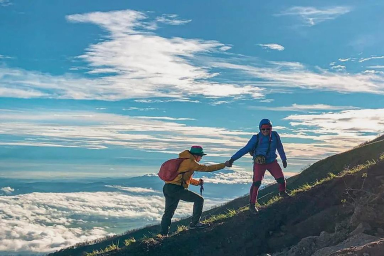 Escursioni in campeggio sul Monte Sumbing 2 giorni e 1 notte