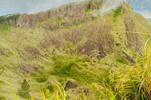 Bali: Mount Batur Day Trek and Ulu Petanu Waterfall Tour