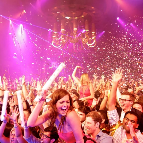 Las Vegas: Club Crawl cu autobuzul de petreceri cu băuturi gratuite